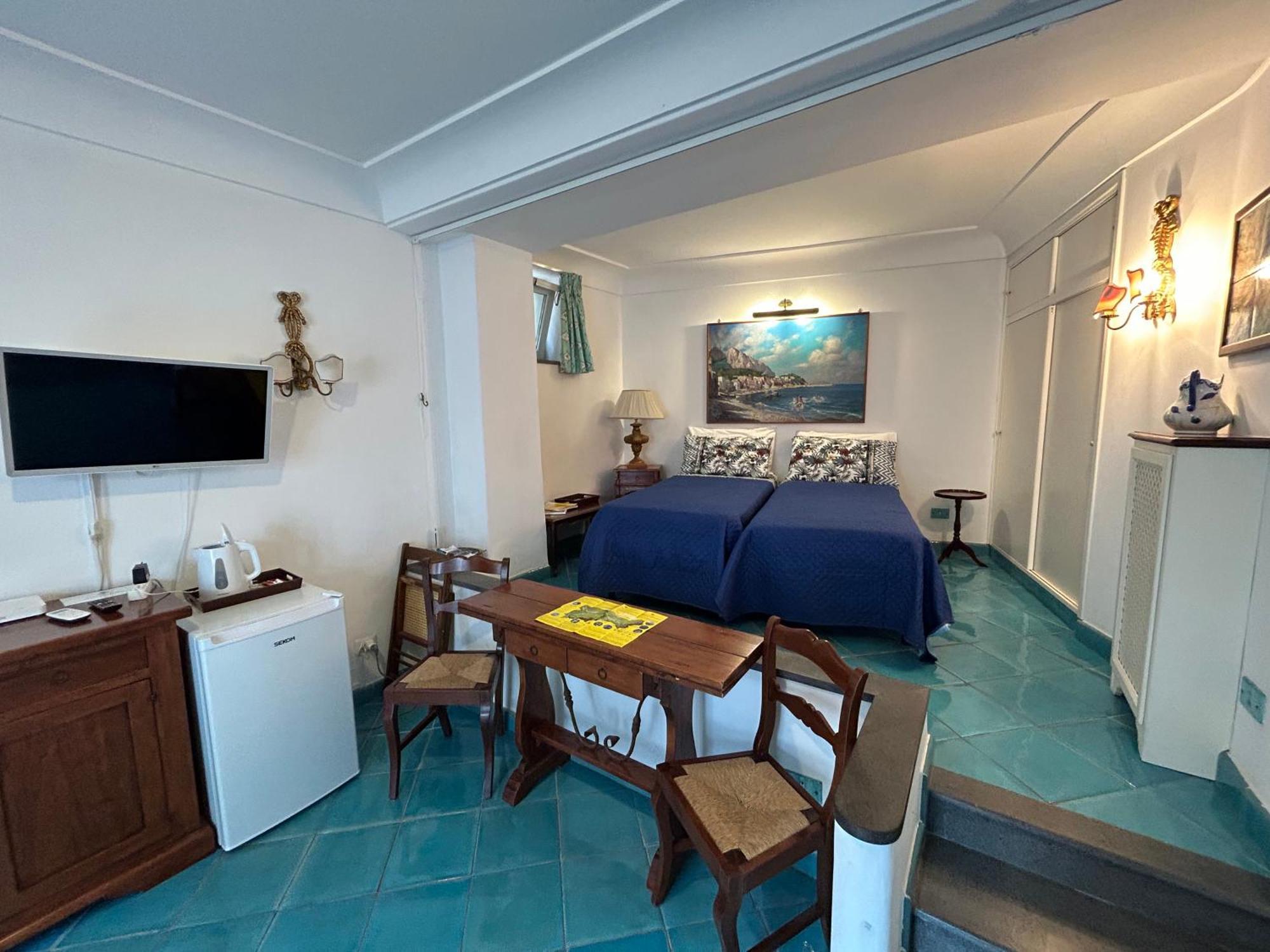 Augustus Park Capri Center Apartment Luaran gambar