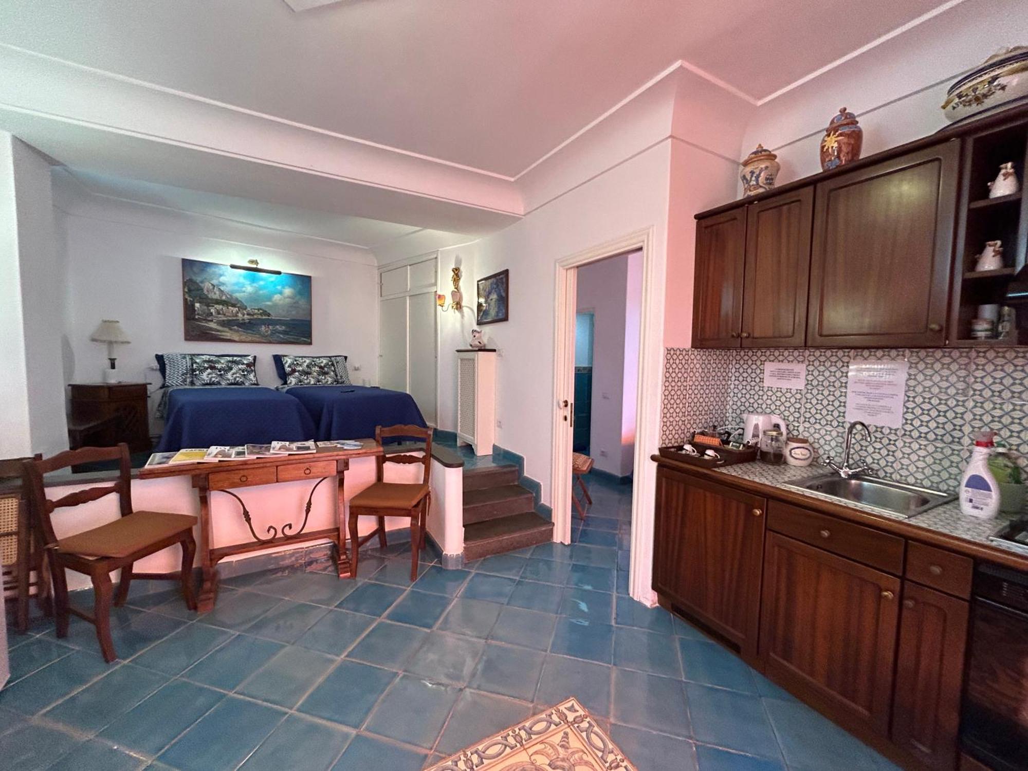 Augustus Park Capri Center Apartment Luaran gambar