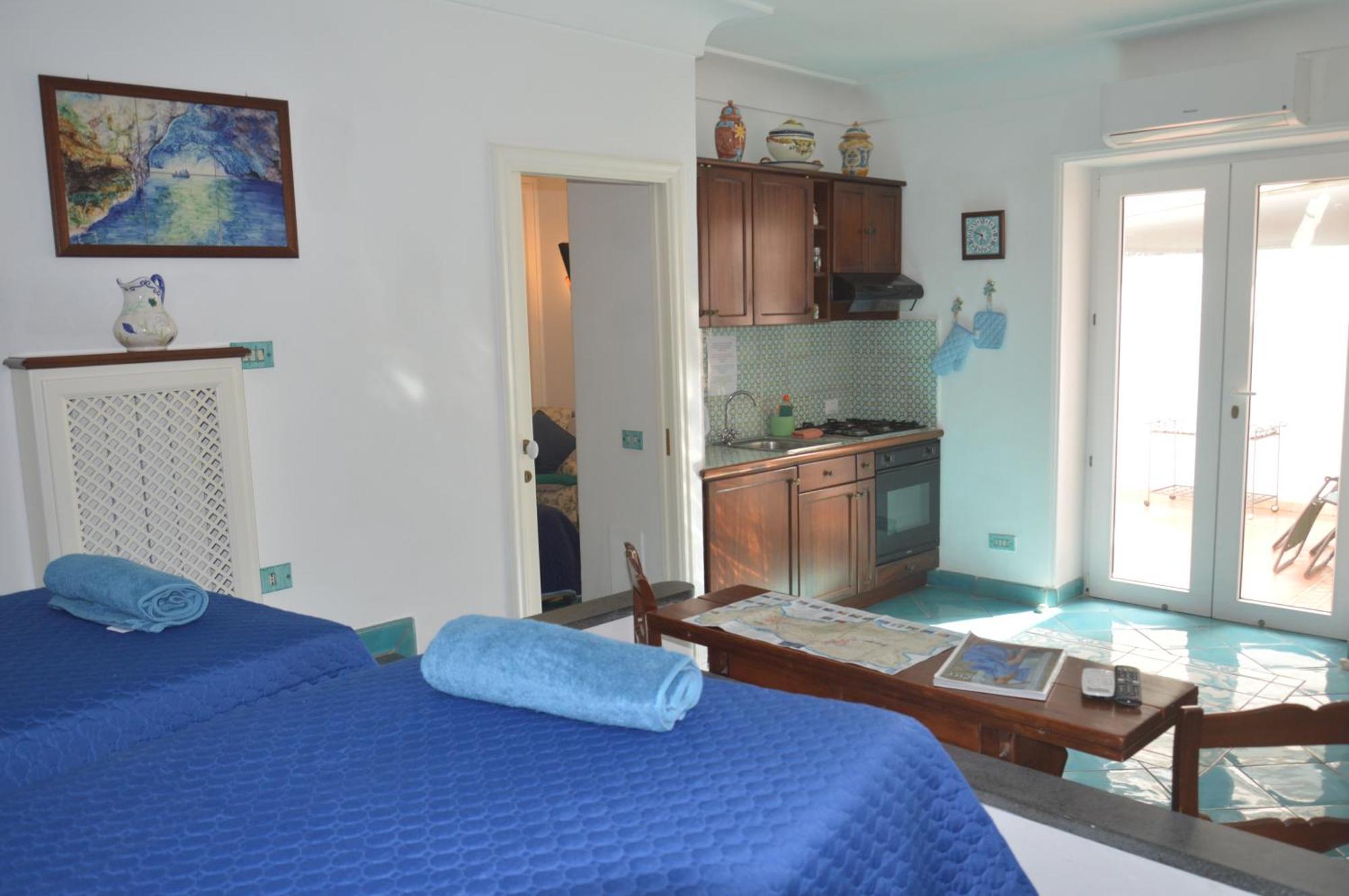 Augustus Park Capri Center Apartment Luaran gambar